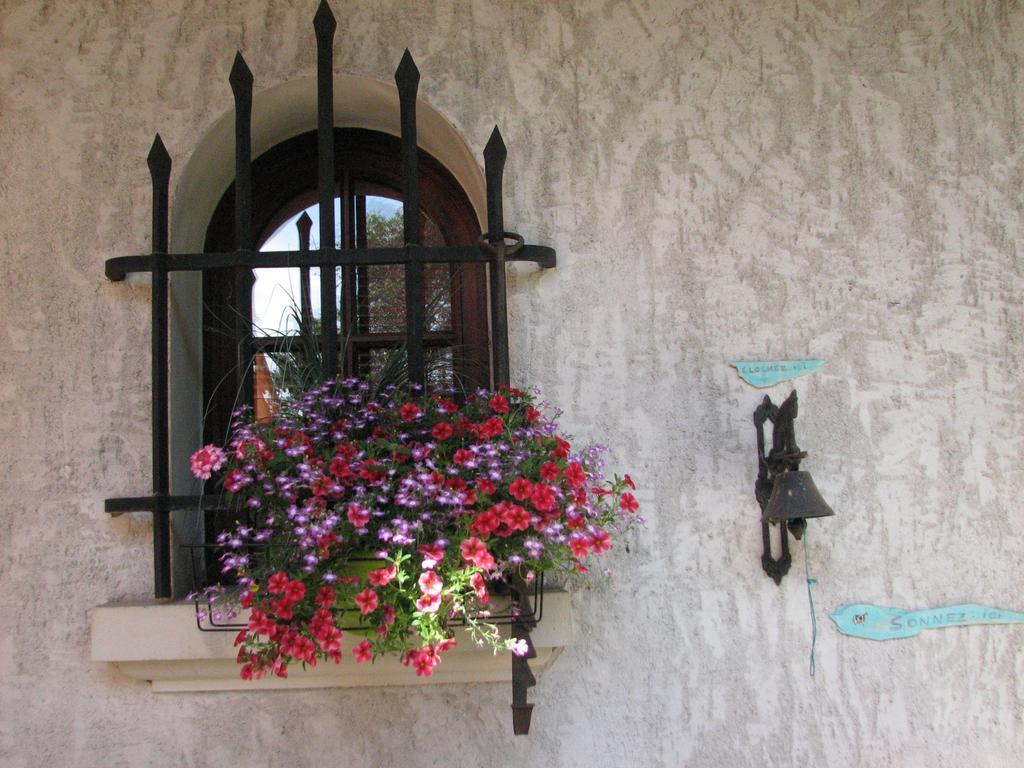Le Pas De L'ane D'hotes Bed and breakfast 4*